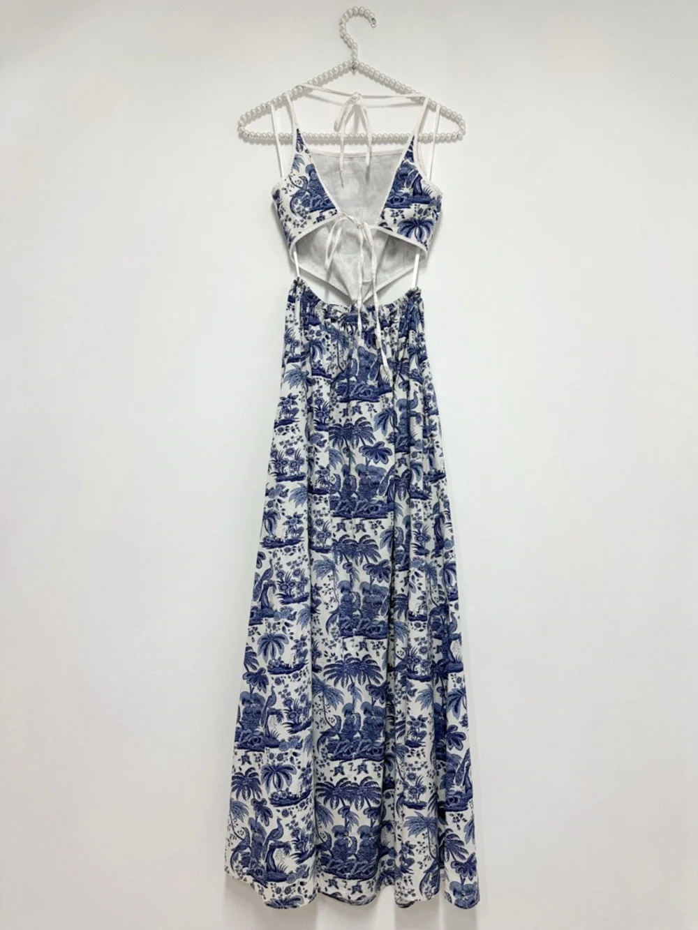 Staud Myla Halter Cutout Printed Cotton-Blend Poplin Maxi Dress in Blue Toile - Picture 5 of 13